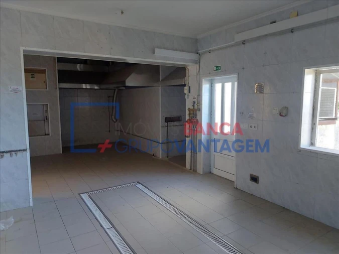 Moradia T3 para Venda em Santiago de Besteiros Foto 18