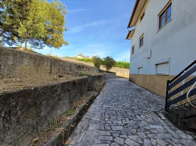 Moradia T6 para Venda em Nogueira do Cravo Foto 24