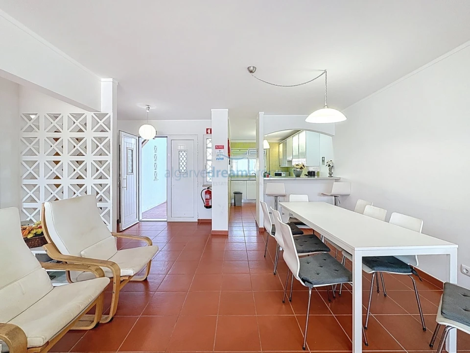 Moradia T3 para Venda em Albufeira e Olhos de Água Foto 5