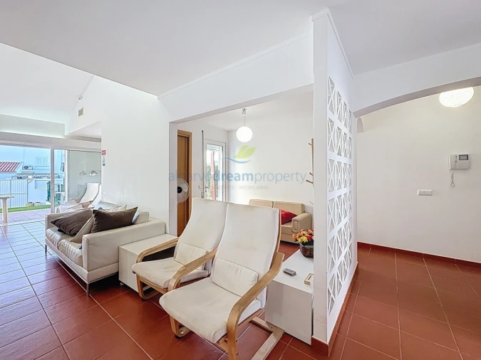 Moradia T3 para Venda em Albufeira e Olhos de Água Foto 6