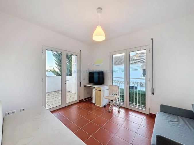 Moradia T3 para Venda em Albufeira e Olhos de Água Foto 10