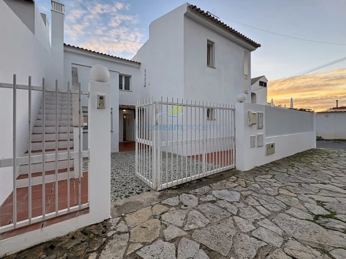 Moradia T3 para Venda em Albufeira e Olhos de Água Foto 33