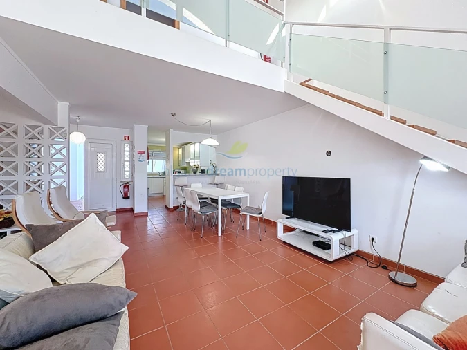 Moradia T3 para Venda em Albufeira e Olhos de Água Foto 2