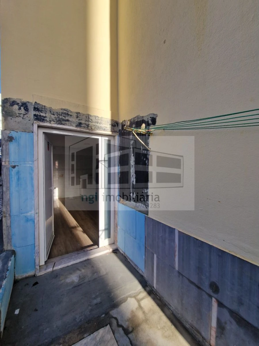 Apartamento T3 para Venda em Ramada e Caneças Foto 24
