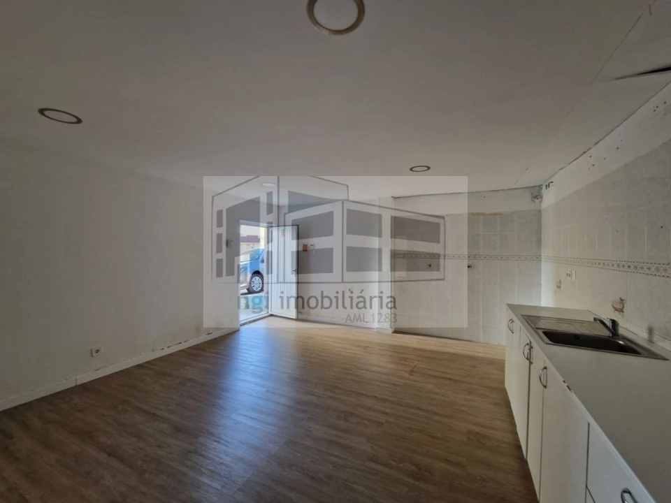 Apartamento T3 para Venda em Ramada e Caneças Foto 3