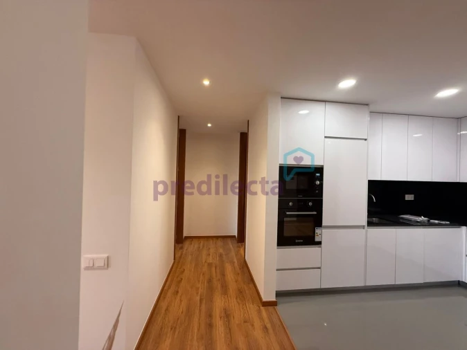 Apartamento T1 para Arrendamento em Paranhos Foto 12