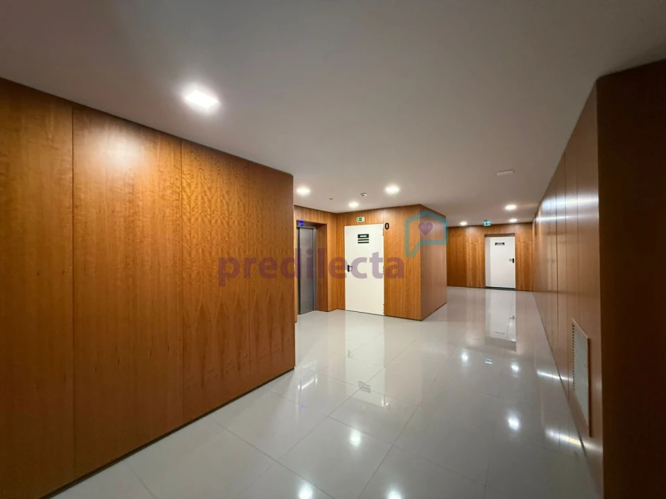 Apartamento T1 para Arrendamento em Paranhos Foto 1