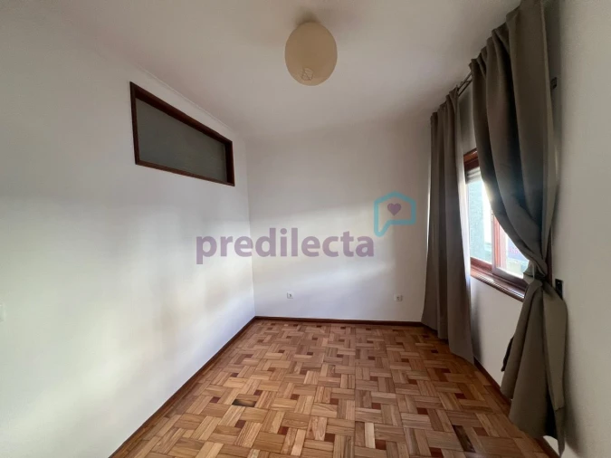 Apartamento T2 para Arrendamento em Paranhos Foto 17