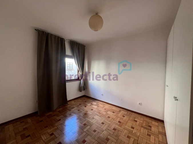 Apartamento T2 para Arrendamento em Paranhos Foto 18