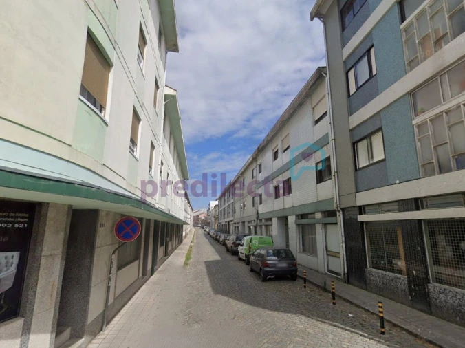 Apartamento T2 para Arrendamento em Paranhos Foto 23