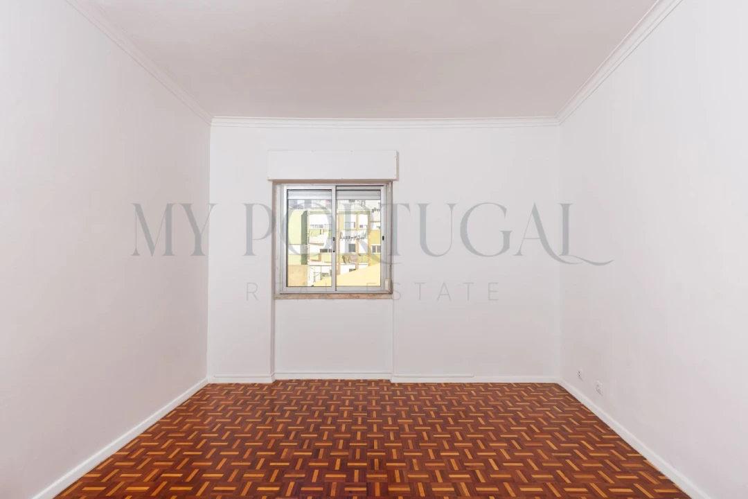 Apartamento T2 para Arrendamento em Falagueira-Venda Nova Foto 8