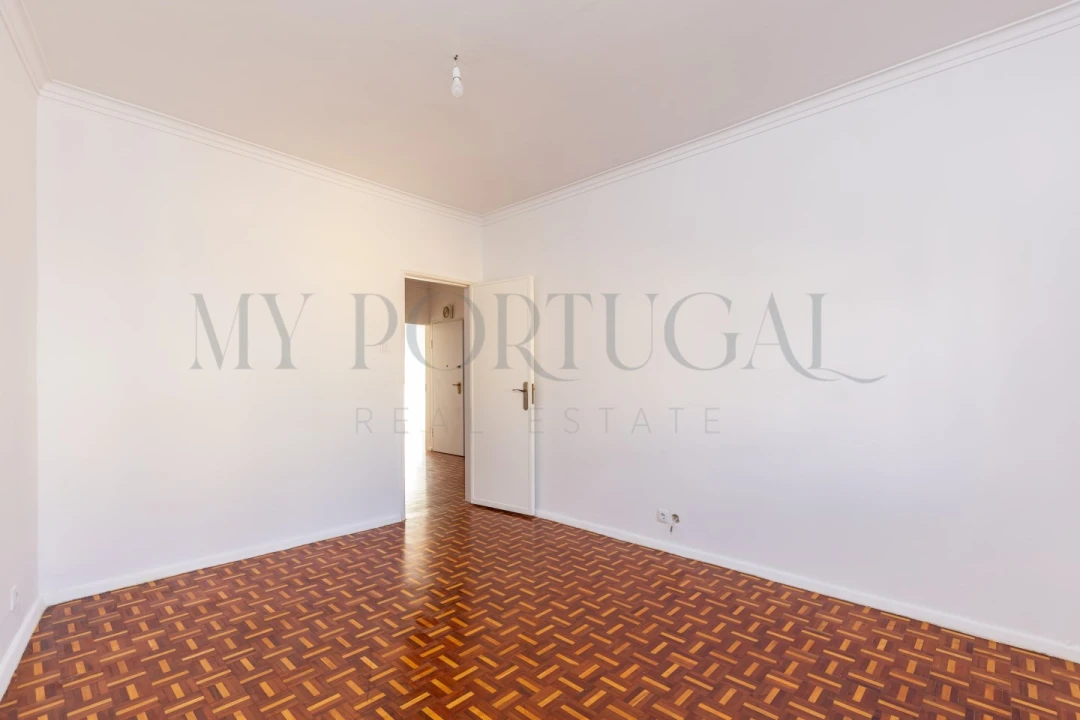 Apartamento T2 para Arrendamento em Falagueira-Venda Nova Foto 9