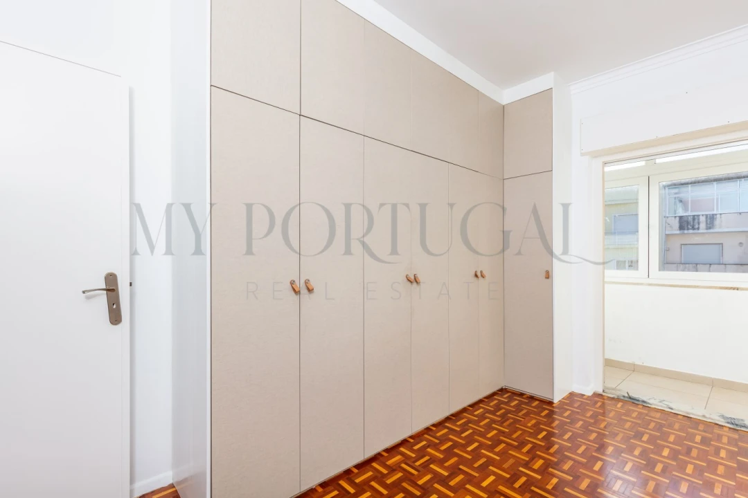 Apartamento T2 para Arrendamento em Falagueira-Venda Nova Foto 16