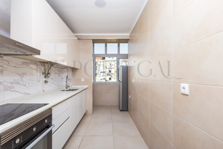 Apartamento T2 para Arrendamento em Falagueira-Venda Nova Foto 2