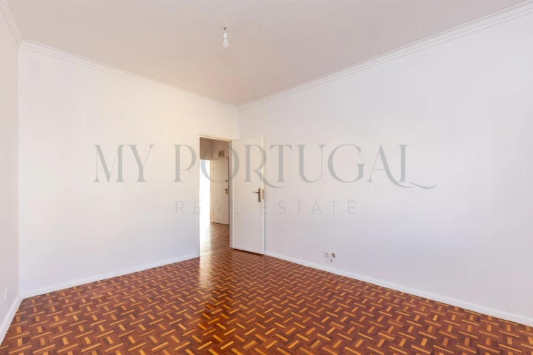 Apartamento T2 para Arrendamento em Falagueira-Venda Nova Foto 9