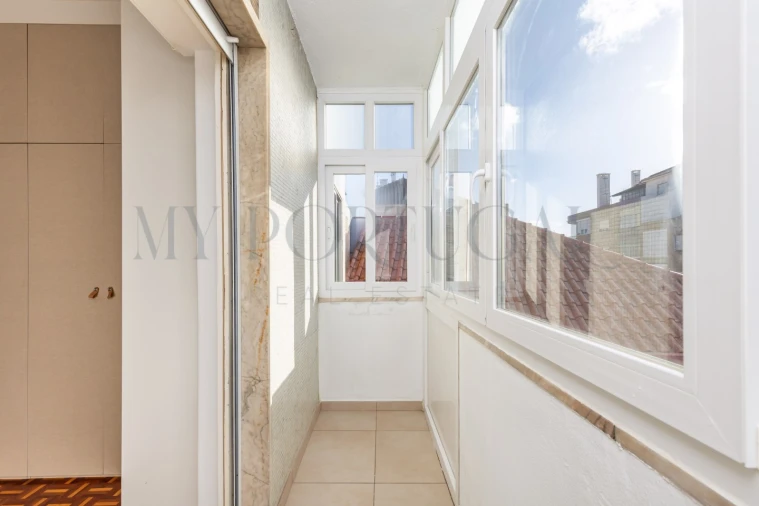 Apartamento T2 para Arrendamento em Falagueira-Venda Nova Foto 18