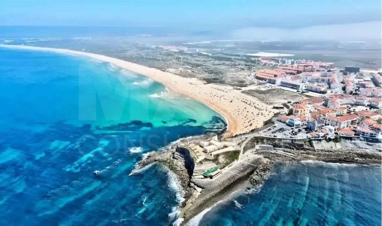 Moradia T3 para Venda em Atouguia da Baleia Foto 1