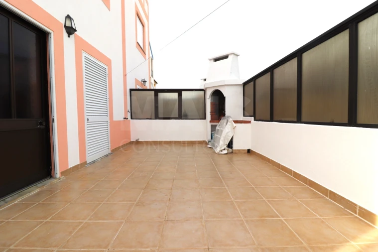 Moradia T3 para Venda em Atouguia da Baleia Foto 12