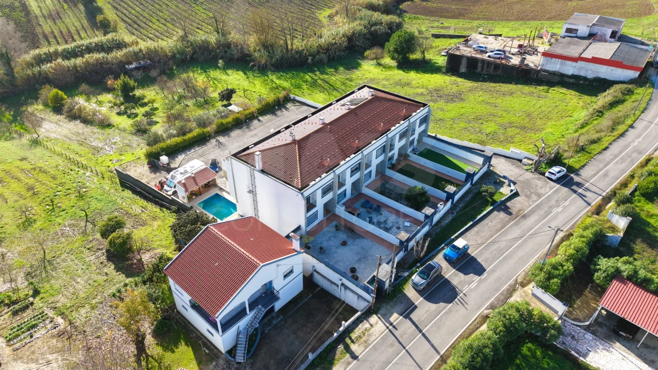 Moradia T3 para Venda em Carnota Foto 2