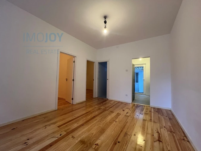 Moradia T2 para Arrendamento em Lordelo do Ouro e Massarelos Foto 2