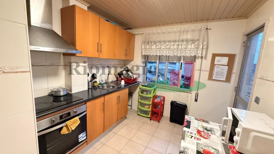 Apartamento T3 para Venda em Rio Maior Foto 2
