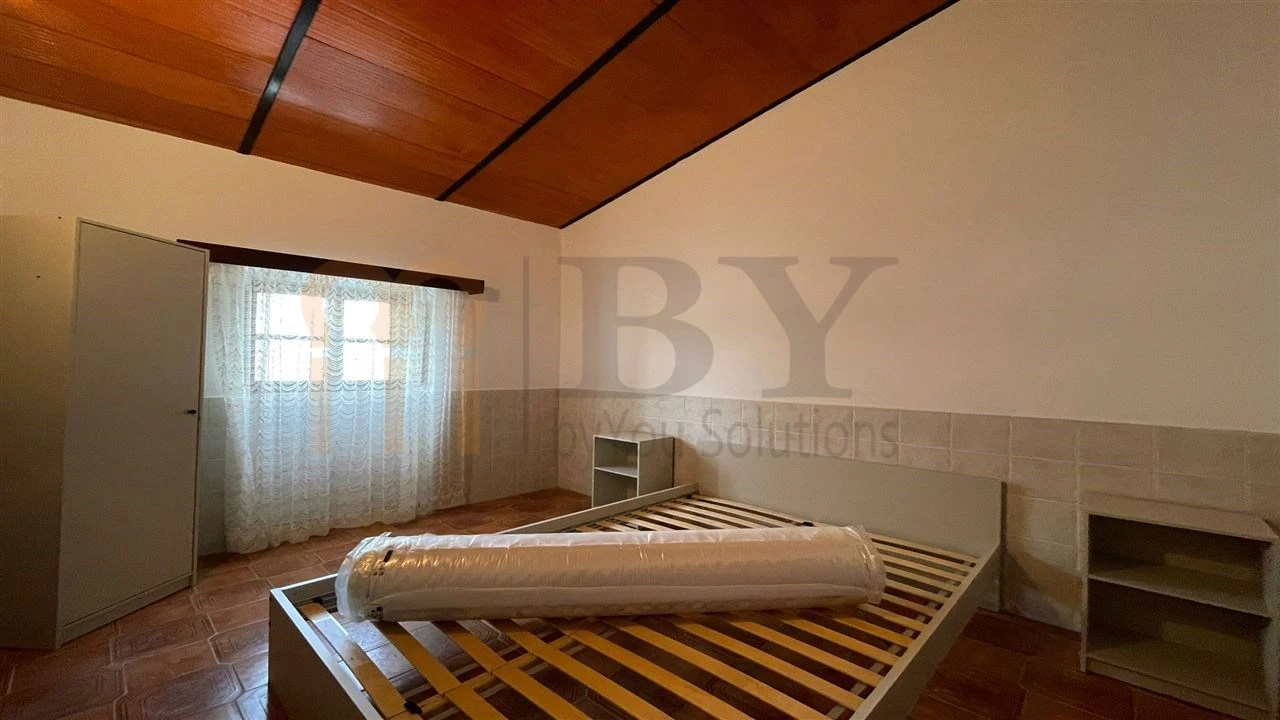 Moradia T3 para Venda em São João dos Caldeireiros Foto 4