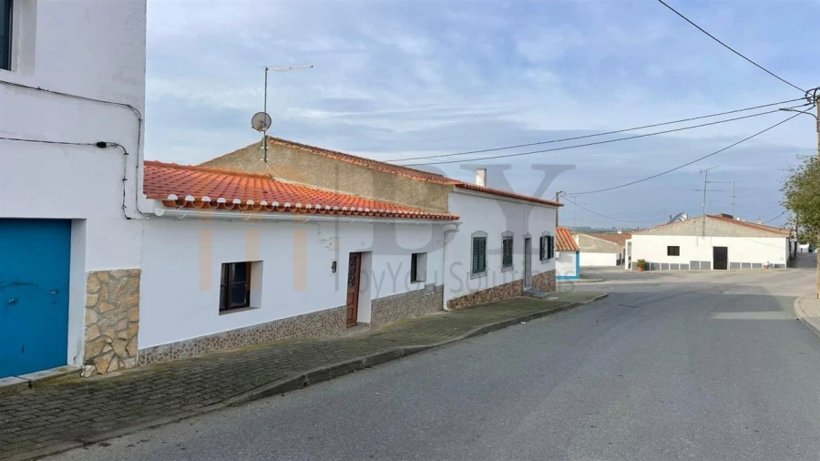 Moradia T3 para Venda em São João dos Caldeireiros Foto 11