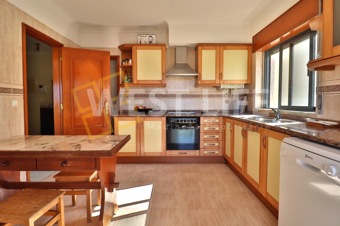 Apartamento T2 para Venda em Ericeira Foto 8