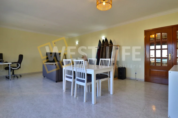 Apartamento T2 para Venda em Ericeira Foto 3