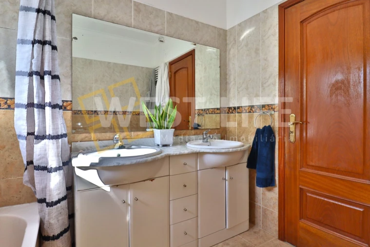 Apartamento T2 para Venda em Ericeira Foto 21