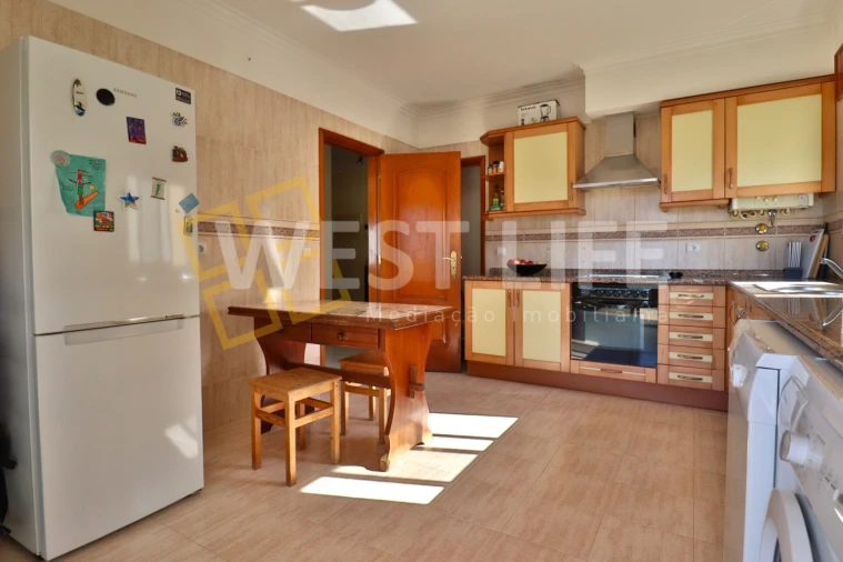 Apartamento T2 para Venda em Ericeira Foto 9