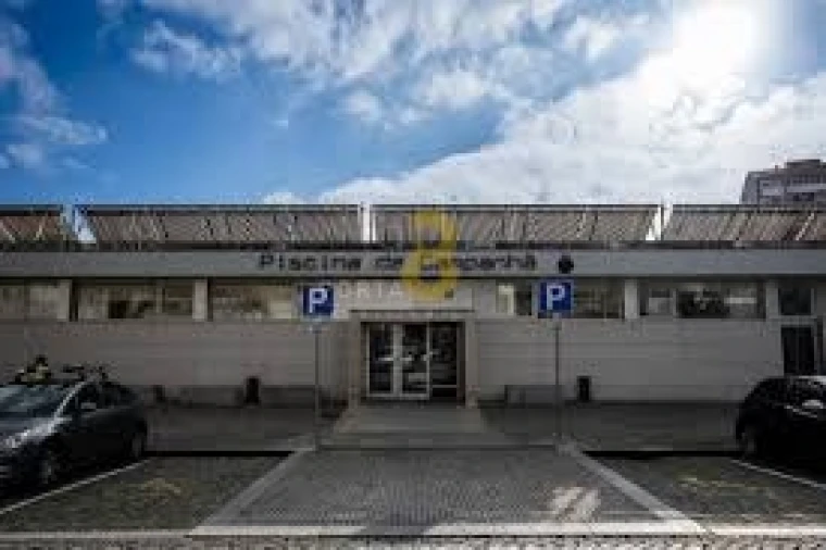 Terreno para Venda em Campanhã Foto 8