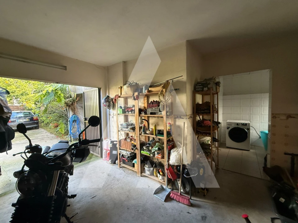 Moradia T4 para Venda em Soza Foto 14