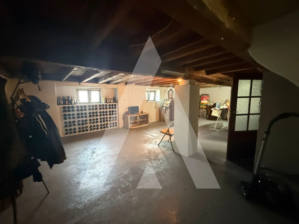 Moradia T4 para Venda em Soza Foto 26