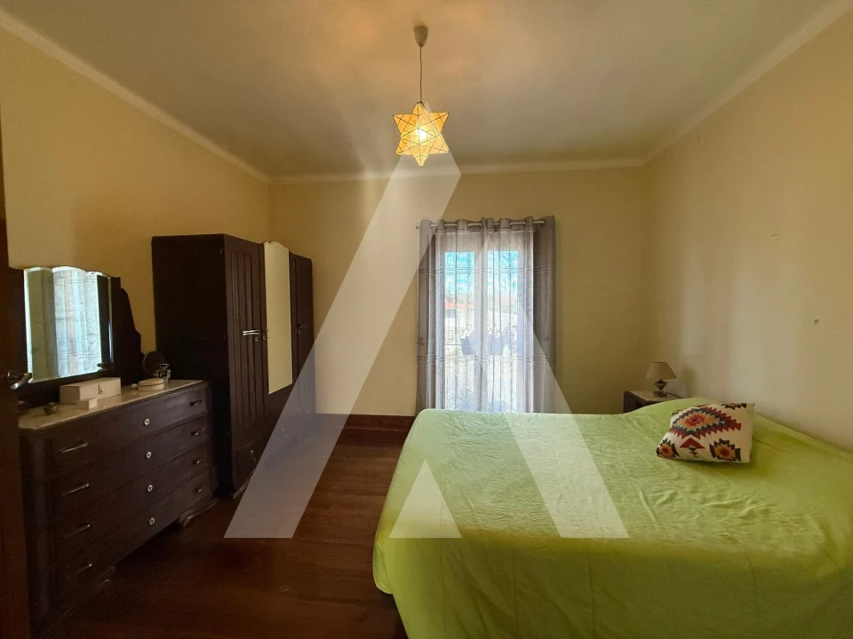 Moradia T4 para Venda em Soza Foto 31