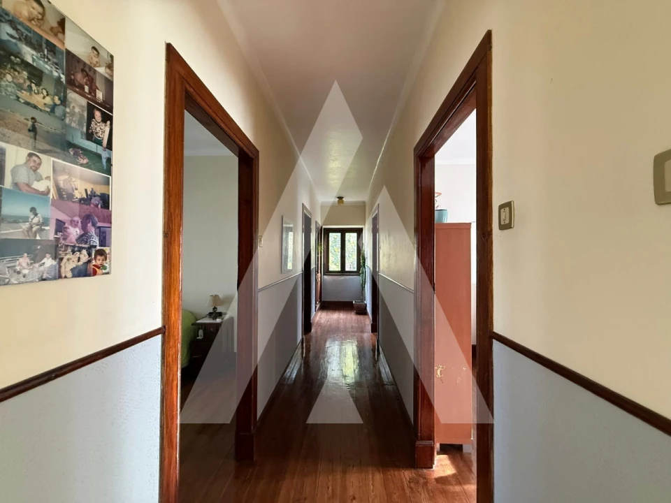 Moradia T4 para Venda em Soza Foto 41