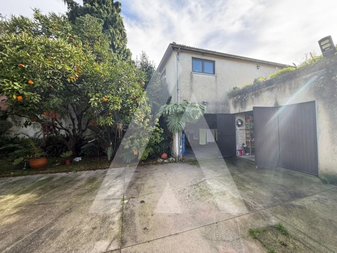 Moradia T4 para Venda em Soza Foto 12