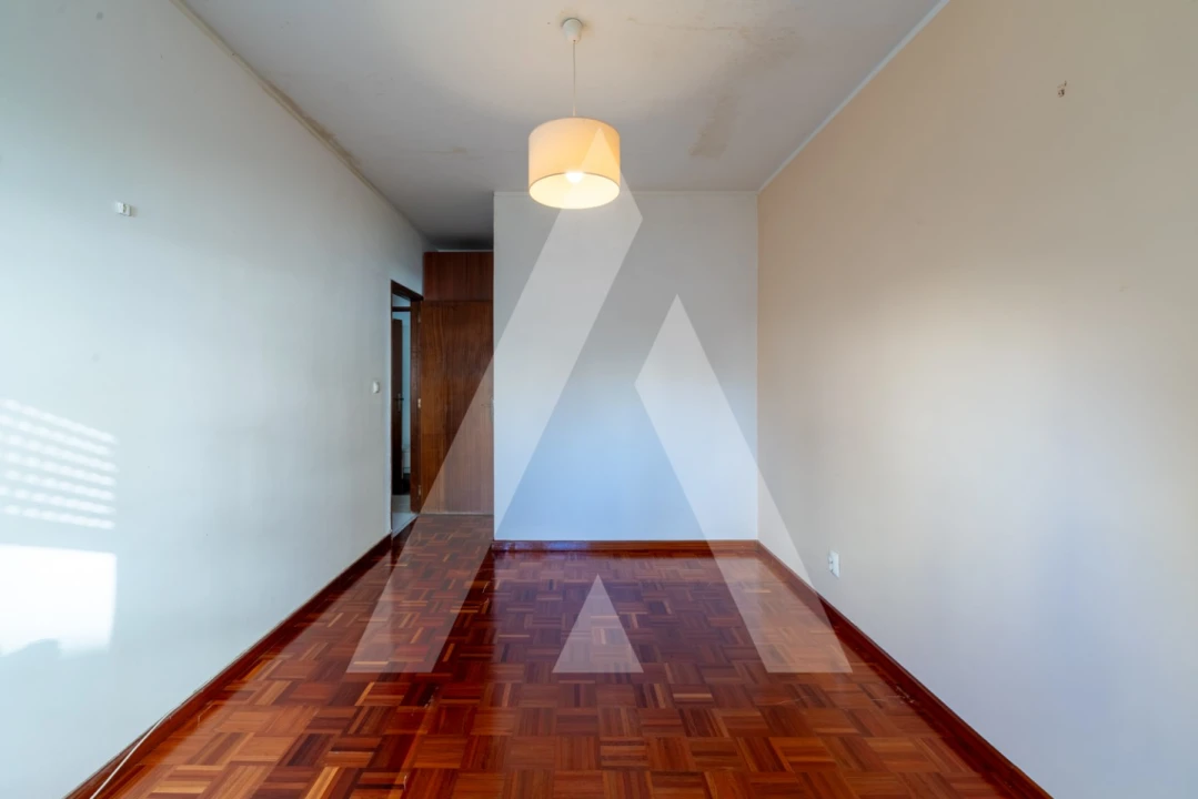 Apartamento T3 para Venda em Odivelas Foto 2