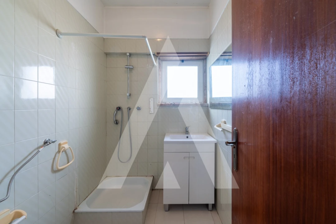 Apartamento T3 para Venda em Odivelas Foto 7