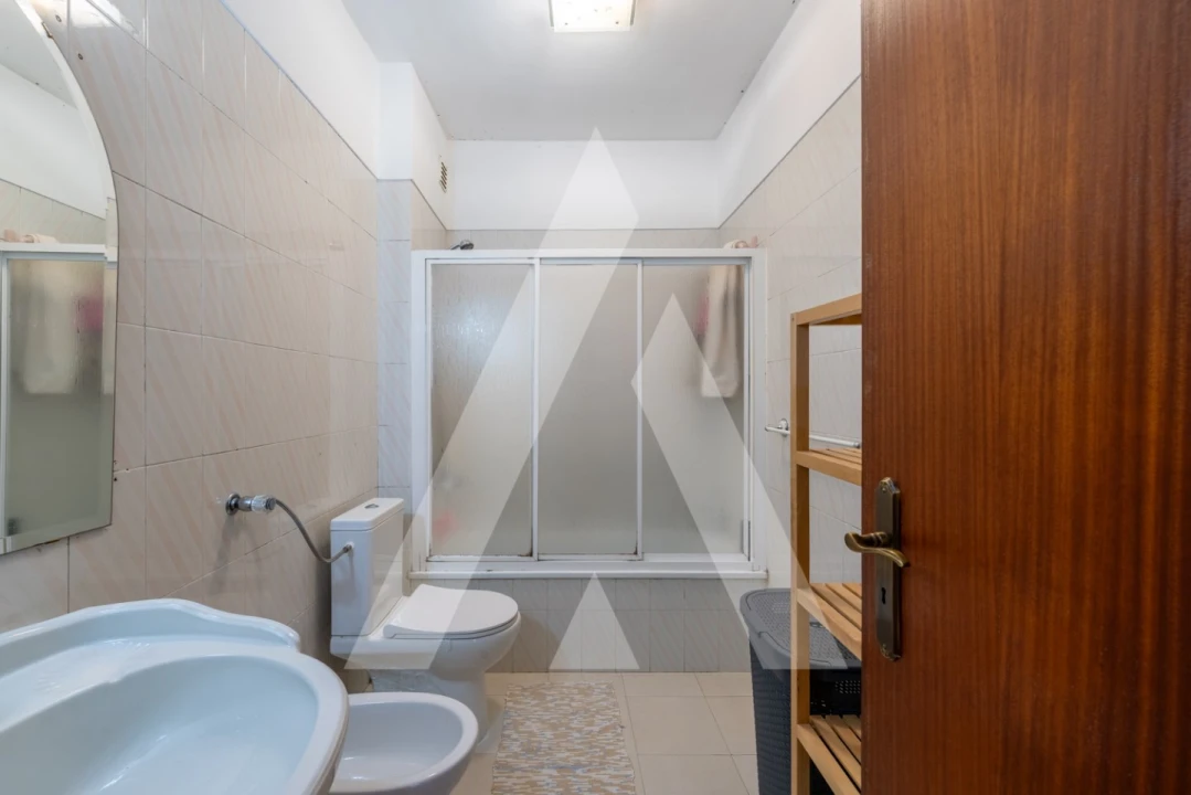 Apartamento T3 para Venda em Odivelas Foto 15