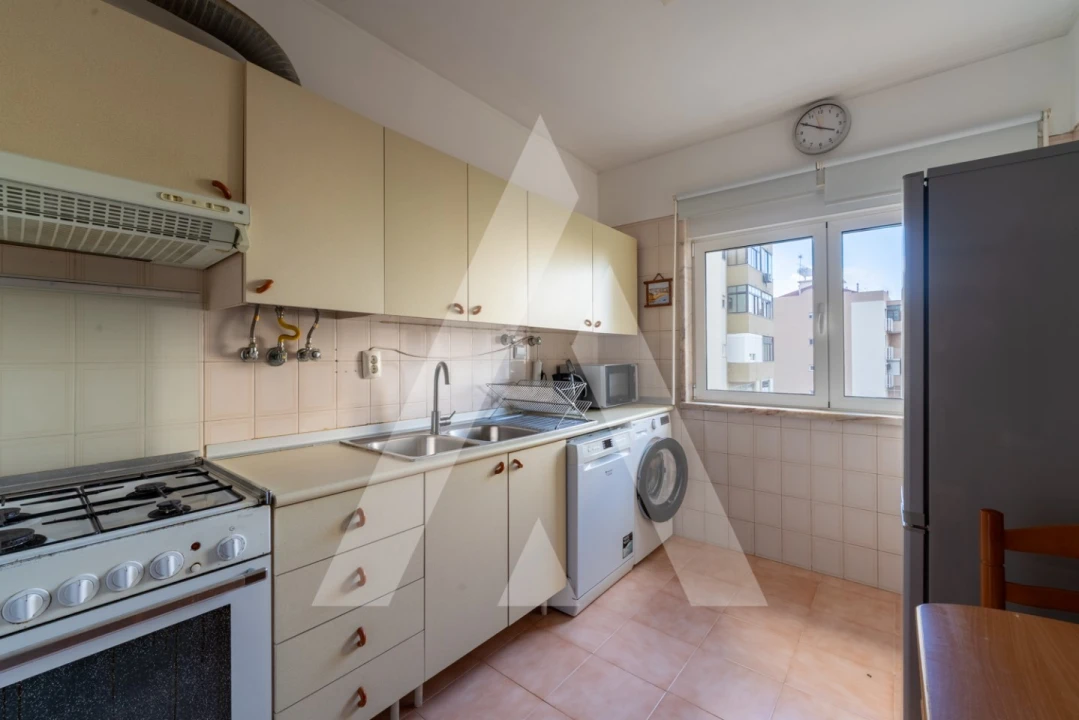 Apartamento T3 para Venda em Odivelas Foto 23