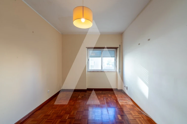 Apartamento T3 para Venda em Odivelas Foto 5