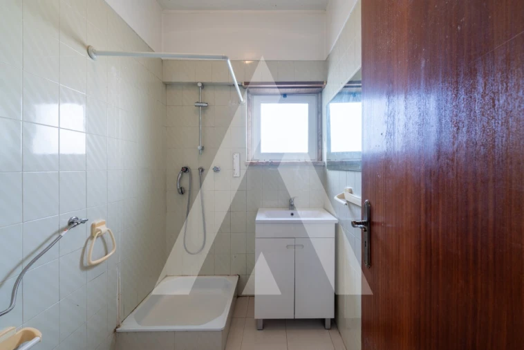 Apartamento T3 para Venda em Odivelas Foto 7