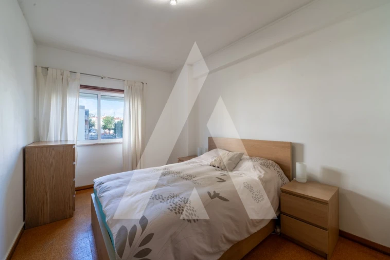 Apartamento T3 para Venda em Odivelas Foto 11