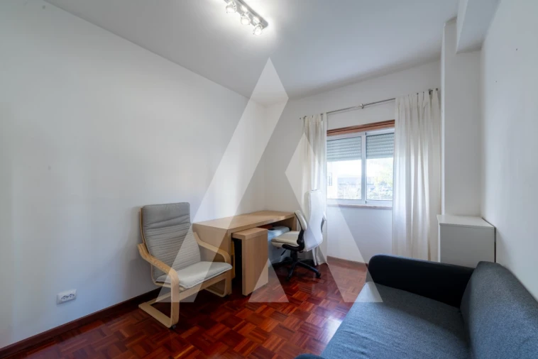 Apartamento T3 para Venda em Odivelas Foto 18