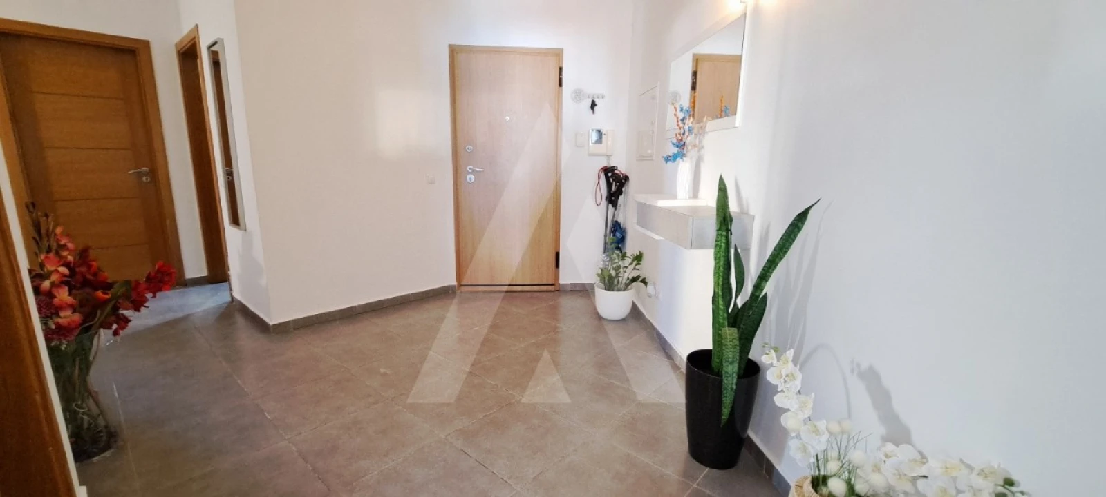 Apartamento T4 para Venda em Faro (Sé e São Pedro) Foto 9