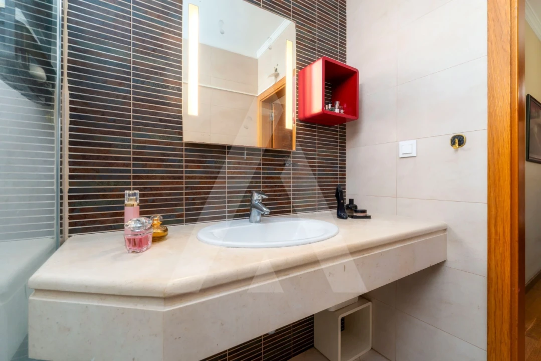 Apartamento T4 para Venda em Faro (Sé e São Pedro) Foto 14