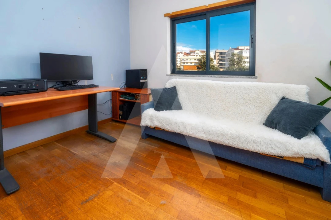 Apartamento T4 para Venda em Faro (Sé e São Pedro) Foto 24