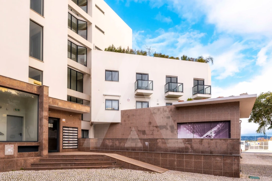 Apartamento T4 para Venda em Faro (Sé e São Pedro) Foto 54