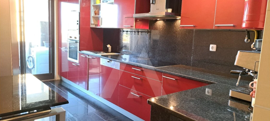 Apartamento T4 para Venda em Faro (Sé e São Pedro) Foto 12